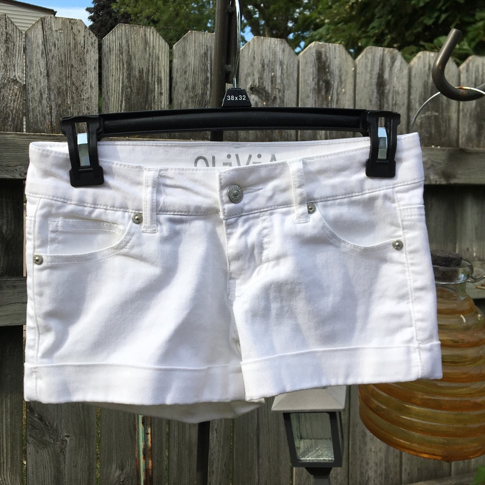 Last chance Price Drop White Shorts Size 0